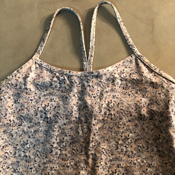 Lululemon Tank - Picture 2 of 5